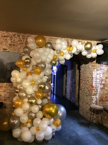Reviews of Balloon a Room in Bournemouth - Event Planner