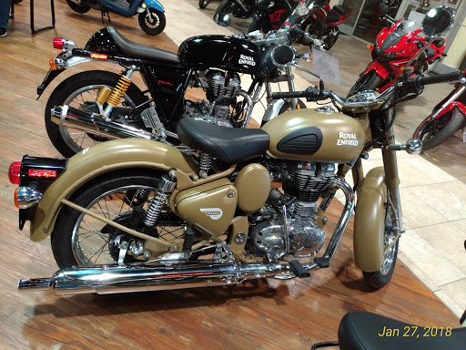 Motorcycle Dealer «Fun Bike Center Motorsports», reviews and photos, 1845 E Memorial Blvd, Lakeland, FL 33801, USA