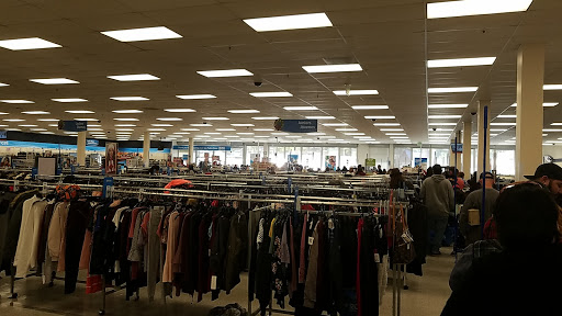 Clothing Store «Ross Dress for Less», reviews and photos, 940 N Western Ave, San Pedro, CA 90732, USA