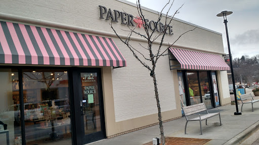 Shopping Mall «Hilldale Shopping Center», reviews and photos, 726 N Midvale Blvd, Madison, WI 53705, USA