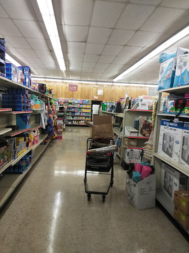 FAMILY DOLLAR, 627 N 2nd Ave, Lewisburg, TN 37091, USA, 