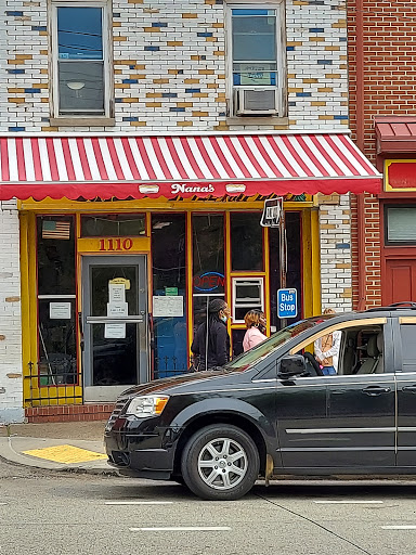 Nana's New York Hotdog Shop
