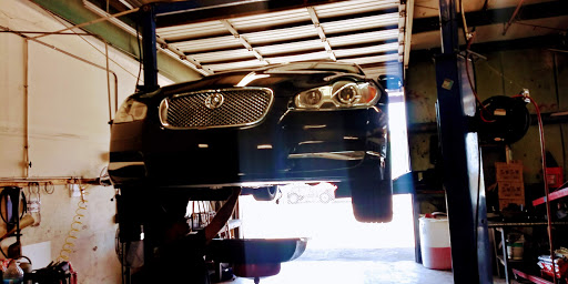 Auto Repair Shop «Peterson Auto & Truck», reviews and photos, 4655 118th Ave N Unit B, Clearwater, FL 33762, USA