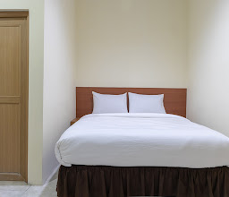 KOST EXCLUSIVE 48 PONDOK LABU CILANDAK JAKARTA photo