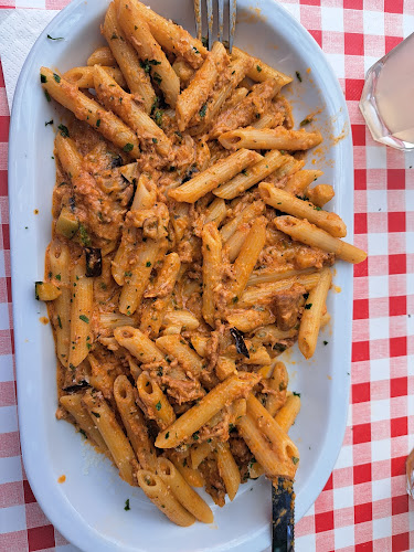 Opinii despre Don Salvatore Pizzéria és Étterem în Tata - Étterem