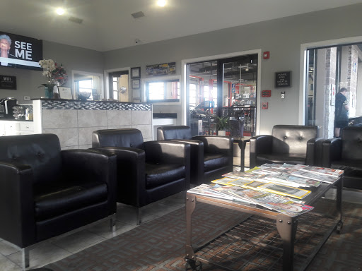 Auto Repair Shop «Kwik Kar Lube & Auto Repair», reviews and photos, 1049 Marsh Ln, Carrollton, TX 75006, USA