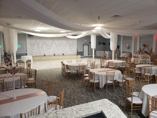 Shopping Mall «Winston Plaza», reviews and photos, 1254 Winston Plaza, Melrose Park, IL 60160, USA