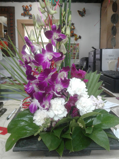 Florist «Tanglewood Flowers & Garden», reviews and photos, 5518 Dolores St, Houston, TX 77056, USA