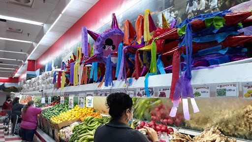 Mexican Grocery Store «La Unica SuperCenter», reviews and photos, 6119 White Horse Rd #3, Greenville, SC 29611, USA