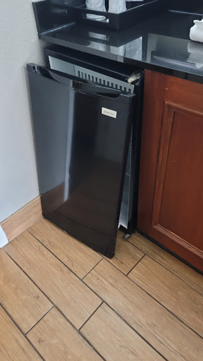 Hotel «Embassy Suites by Hilton Brunswick», reviews and photos, 500 Mall Blvd, Brunswick, GA 31525, USA