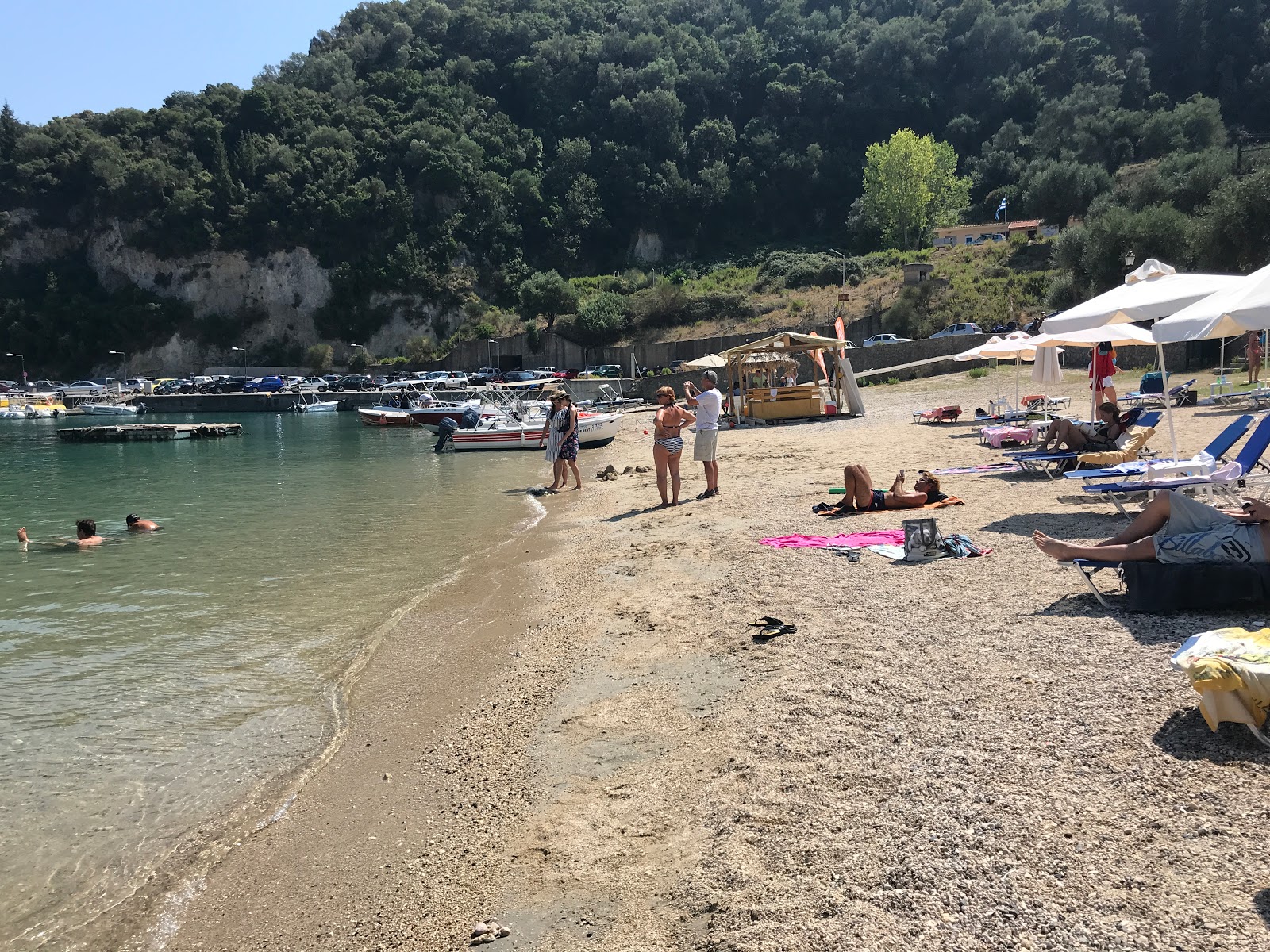 Alipa Beach photo #8