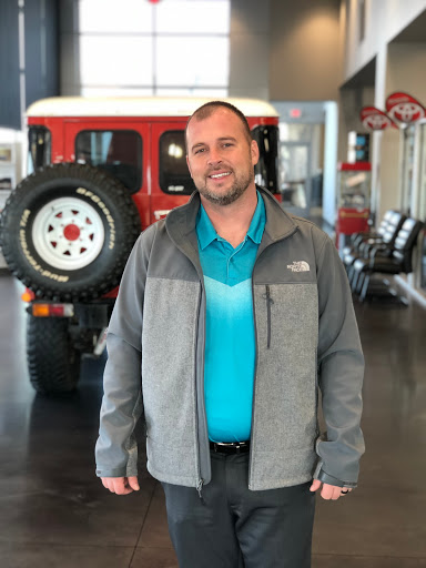 Toyota Dealer «Toyota of Bowling Green», reviews and photos, 2398 Scottsville Rd, Bowling Green, KY 42104, USA