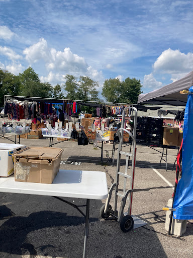 Flea Market «Grafton Flea Market Inc», reviews and photos, 296 Upton Street Rt 140, Grafton, MA 01519, USA