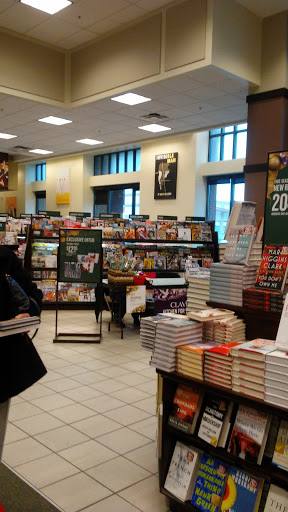 Book Store «Barnes & Noble», reviews and photos, 3100 Main St #1400, Maumee, OH 43537, USA