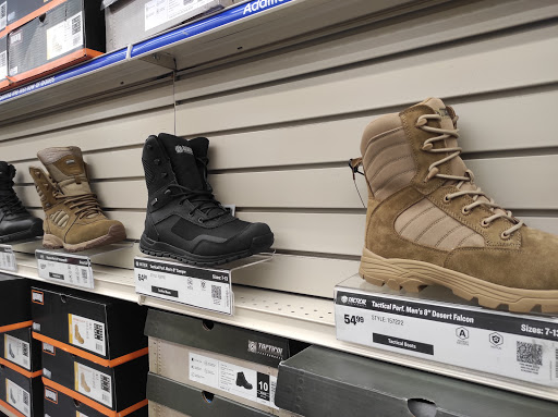 Sporting Goods Store «Academy Sports + Outdoors», reviews and photos, 1101 W Arbrook Blvd, Arlington, TX 76015, USA