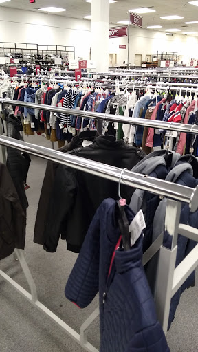 Clothing Store «Burlington Coat Factory», reviews and photos, 1025 W Patrick St, Frederick, MD 21702, USA