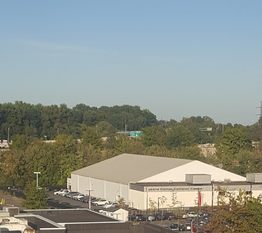 Auto Body Shop «Tysons Corner Collision Center», reviews and photos, 8604 Leesburg Pike, Vienna, VA 22182, USA