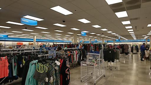 Clothing Store «Ross Dress for Less», reviews and photos, 1316 Butterfield Rd, Downers Grove, IL 60515, USA