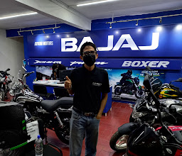 MOTOS BAJAJ CENTRO photo