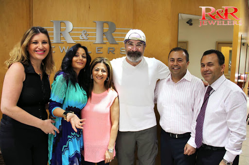 Jewelry Store «R & R Jewelers», reviews and photos, 26 W 47th St, New York, NY 10036, USA