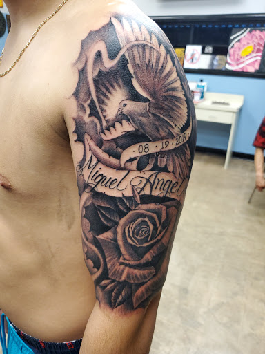 Tattoo Shop «Aztec Ink», reviews and photos, 8920 North Fwy, Houston, TX 77037, USA