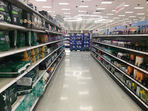 Department Store «Target», reviews and photos, 12197 Sunset Hills Rd, Reston, VA 20190, USA