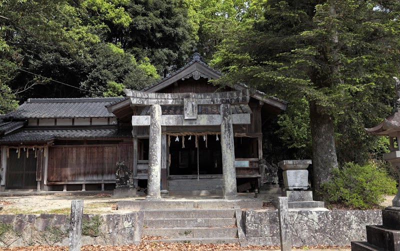 川上六所神社