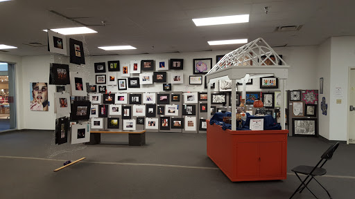 Shopping Mall «Mounds Mall», reviews and photos, 2109 S Scatterfield Rd, Anderson, IN 46016, USA