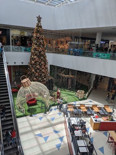 Opiniones de shopping costa urbana en Canelones - Centro comercial