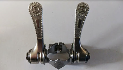 Bicycle Store «Roberts Cycle Shop Chicago», reviews and photos, 7054 N Clark St, Chicago, IL 60626, USA