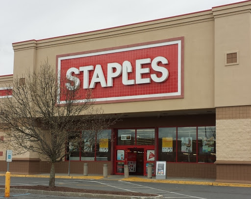 Office Supply Store «Staples», reviews and photos, 3035 NY-50, Saratoga Springs, NY 12866, USA