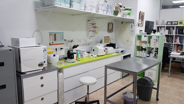 Clínica Veterinaria De Carreres