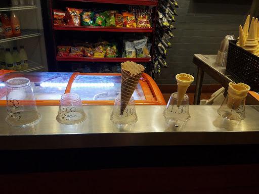 Shopping Mall «Paradise Valley Mall», reviews and photos, 4568 E Cactus Rd, Phoenix, AZ 85032, USA