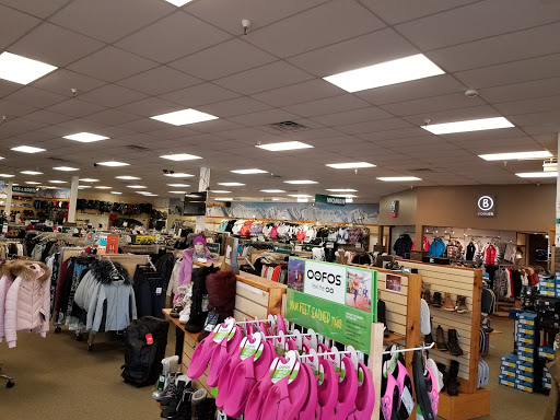 Sporting Goods Store «Peter Glenn Ski & Sports», reviews and photos, 1900 Okeechobee Blvd, West Palm Beach, FL 33409, USA