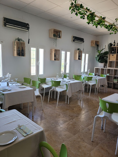 Restaurante Fénix - C. Castillo, 24, 41388 San Nicolás del Puerto, Sevilla, Spain