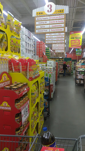 Grocery Store «Superior Grocers», reviews and photos, 1033 Long Beach Blvd, Long Beach, CA 90813, USA