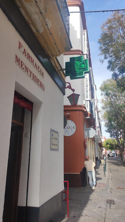 Foto de Farmacia Mentidero