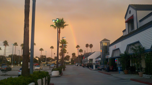 Shopping Mall «Redondo Shores Shopping Center», reviews and photos, 417 Pacific Coast Hwy, Redondo Beach, CA 90277, USA