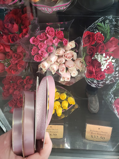 Florist «Flowerama of Springfield», reviews and photos, 659 W Sunshine St, Springfield, MO 65807, USA