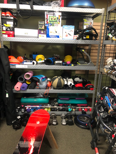 Sporting Goods Store «Superior Seconds Gear Exchange», reviews and photos, 96 Front St S, Issaquah, WA 98027, USA