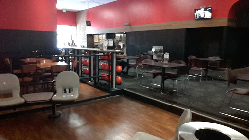 Bowling Alley «AMF Southwest Lanes», reviews and photos, 3610 Wible Rd, Bakersfield, CA 93309, USA