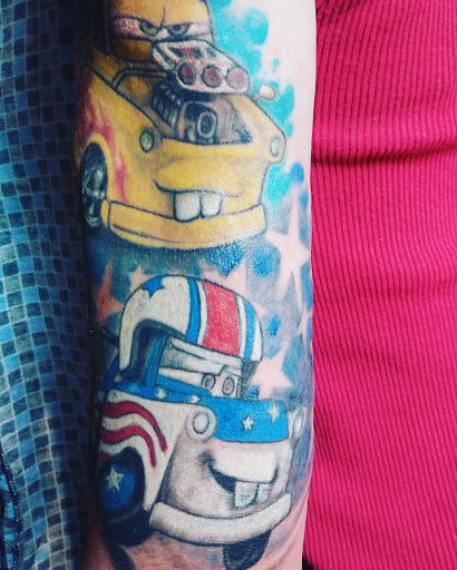 Tattoo Shop «Fess Graphics & Sons/ Pink Ink Tattoo Shop», reviews and photos, 4897 S Archer Ave, Chicago, IL 60632, USA