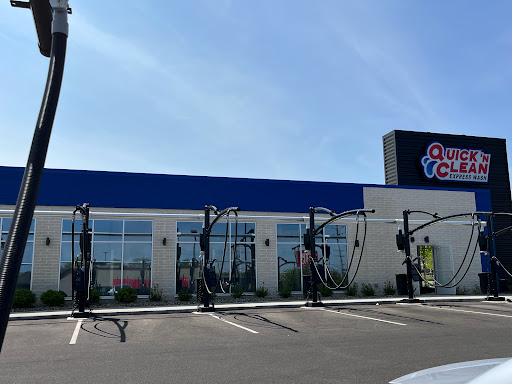 Quick N Clean Express Wash en Akron