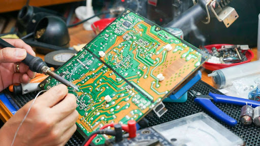 ACCESSORIZE IT - Cell Phone Repair and Accessories image