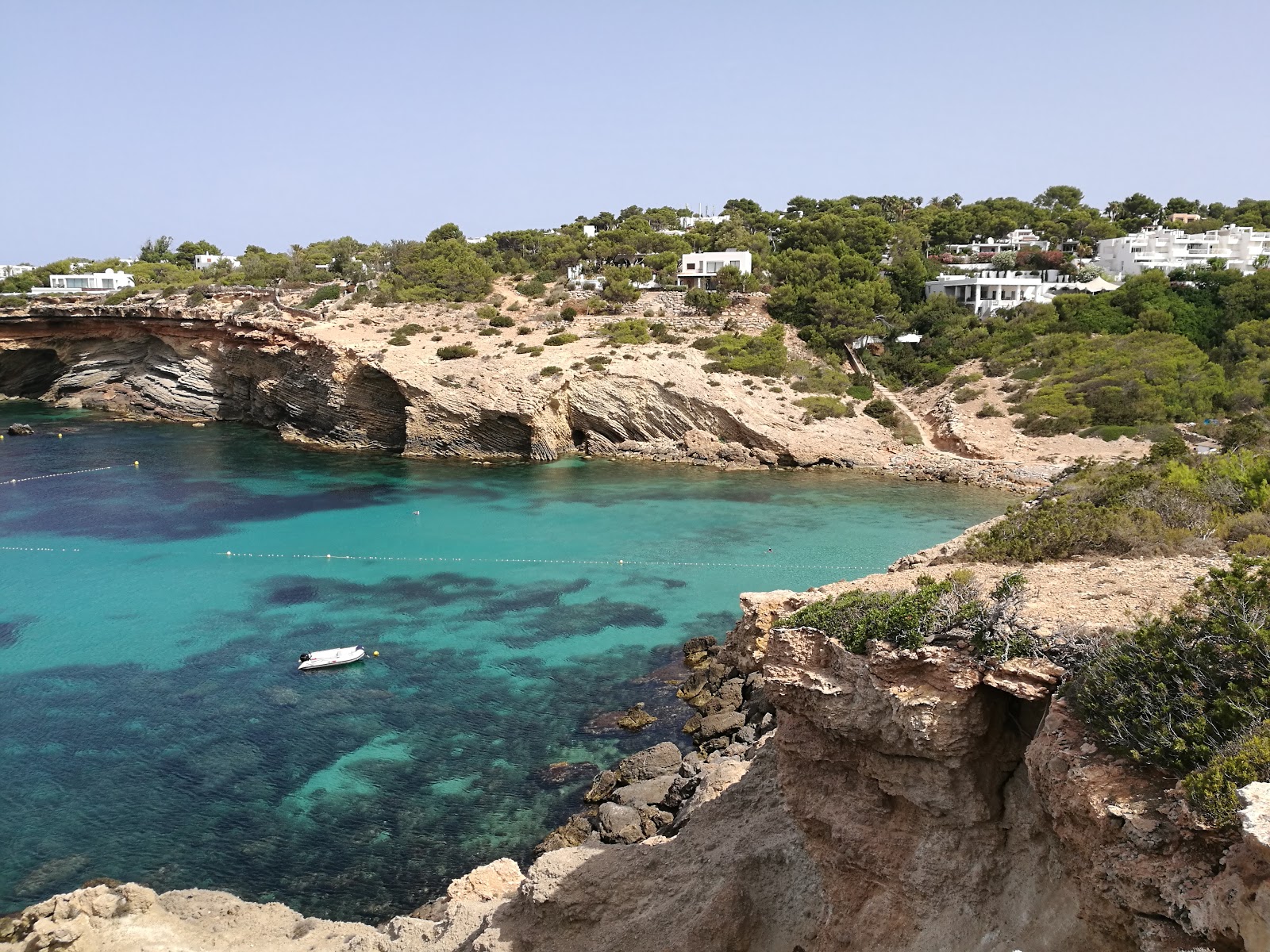 Photo of Cala Codolar with small bay