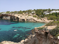 Cala Codolar'in fotoğrafı kirli temizlik seviyesi ile