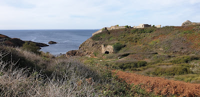 Parking fort de la Fraternité à Roscanvel