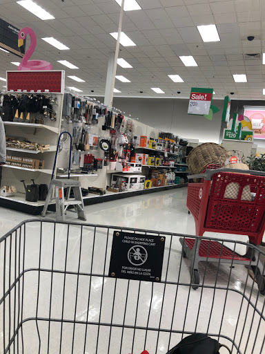 Department Store «Target», reviews and photos, 2333 63rd St, Woodridge, IL 60517, USA