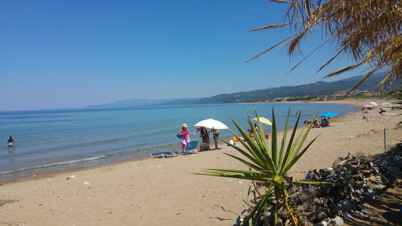 Foto de Sergiani beach con playa recta