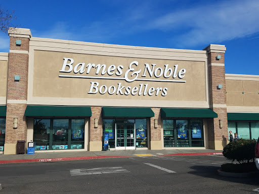 Barnes & Noble, 2031 Dr Martin Luther King Jr Pkwy, Chico, CA 95928, USA, 